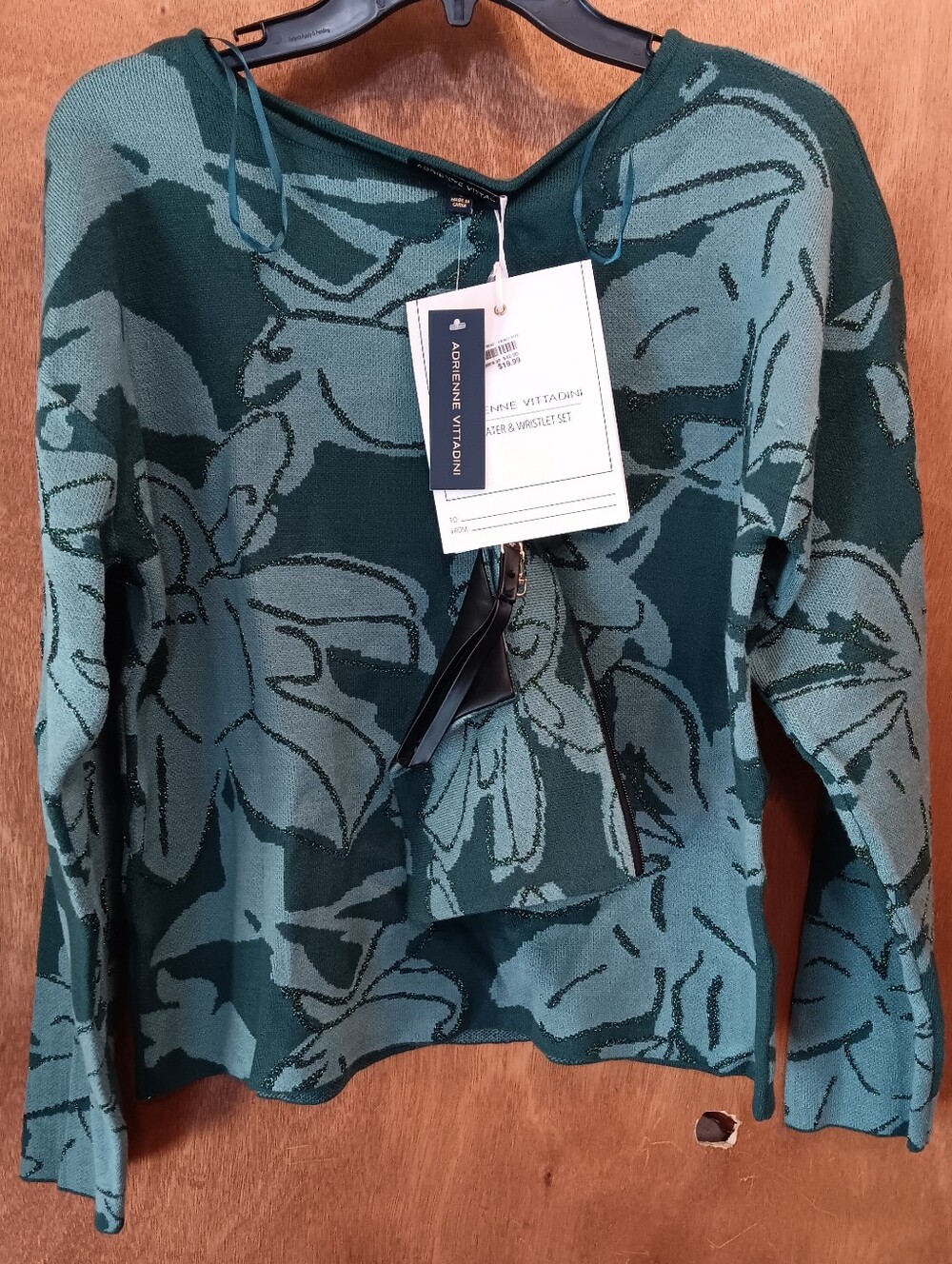 Adrienne Vittadini Teal and Dark Green Floral Knit Top And Wristlet